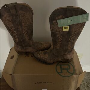 Women’s Roper cowgirl boots